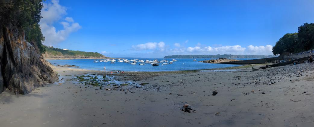 Landscape view of the sea at Dellec beach